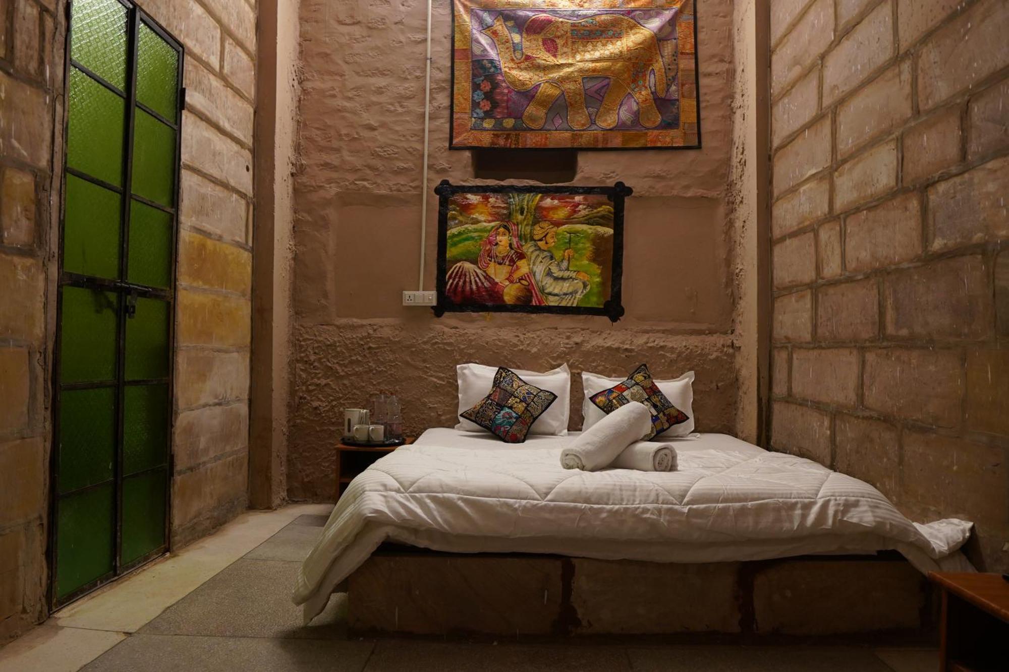 Neel Mahal The Heritage Haveli Jodhpur  Exterior photo